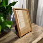 Porta Retrato de Moldura Abaulada Lisa Revestida Com Suporte e Vidro - 2x3