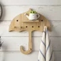 Prateleira Pegboard Guarda-Chuva Em Madeira Pinus com 6 Pinos e 1 Prateleira 13,5cm