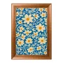 Quadro Decorativo Padrão Floral Estilizado: Margaridas Brancas e Amarelas em Fundo de Arabescos Azul-Cobalto