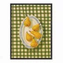 Quadro Em Tela Canvas Estilo Pintura Mid Century Composição de Cinco Pêras Amarelas em Prato Listrado sobre Toalha Xadr